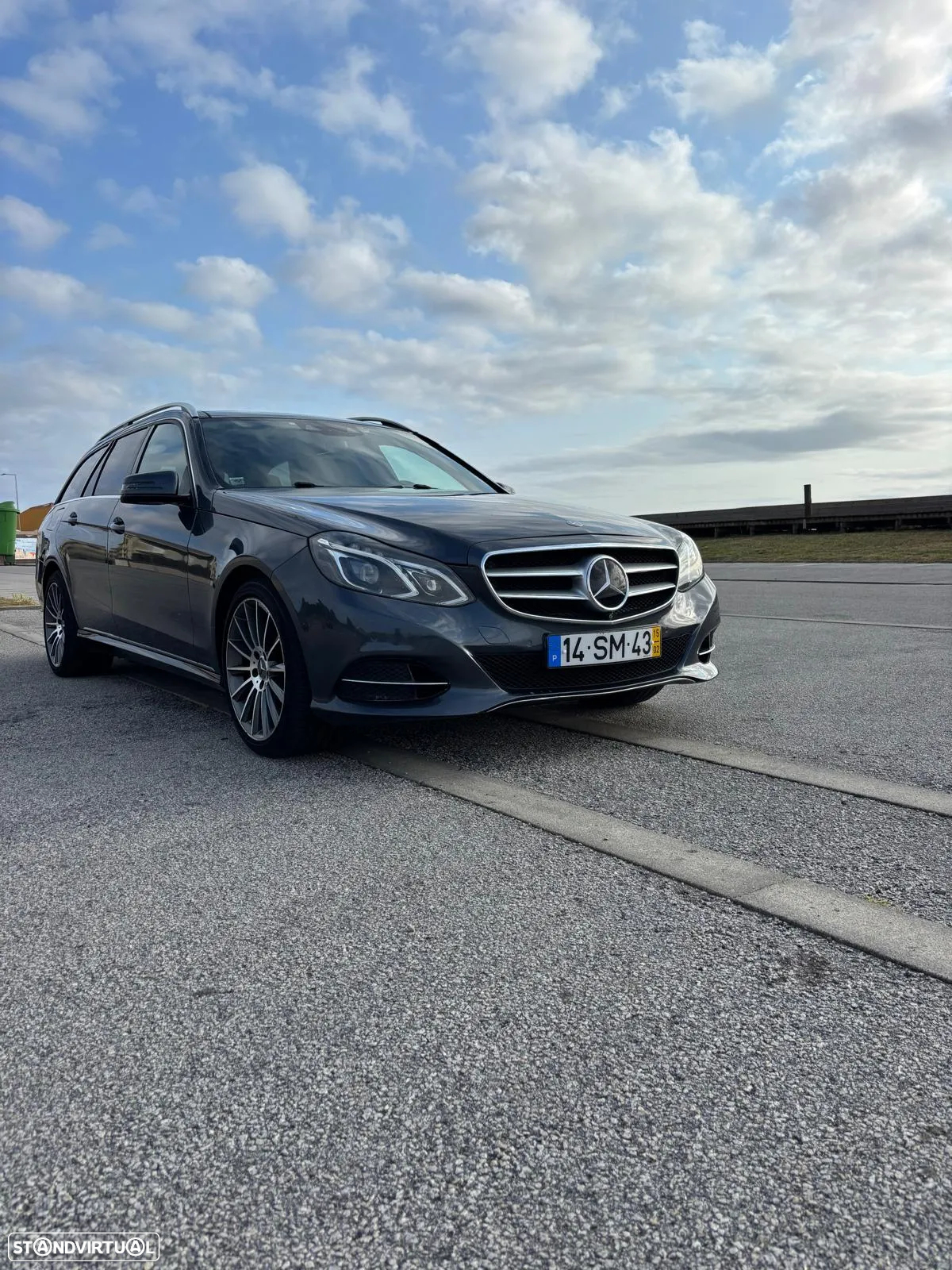 Mercedes-Benz E 300 Bluetec Hybrid Avantgarde - 29