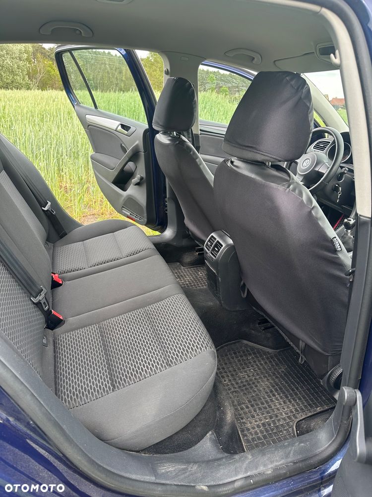 Volkswagen Golf - 14