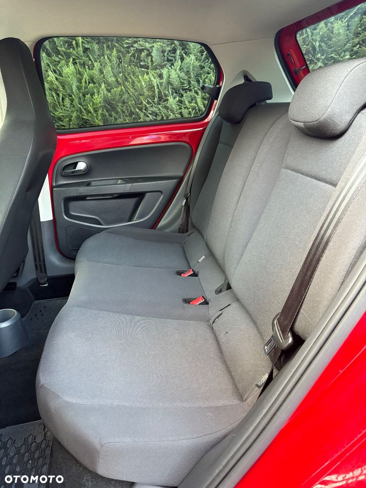 Volkswagen up! 1.0 move - 12
