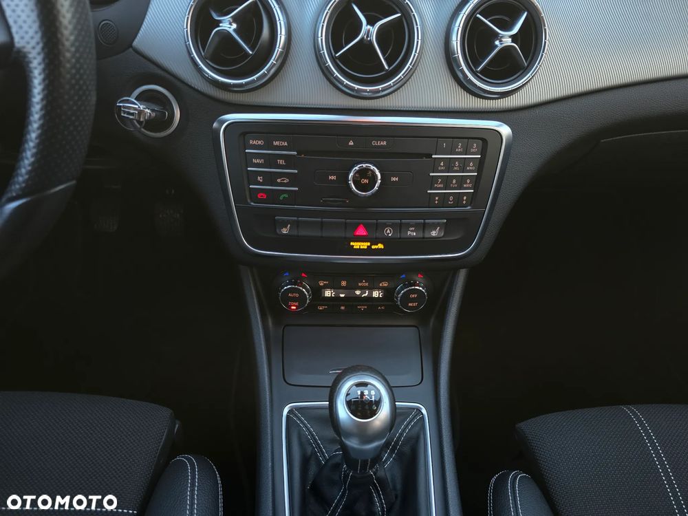 Mercedes-Benz CLA - 17