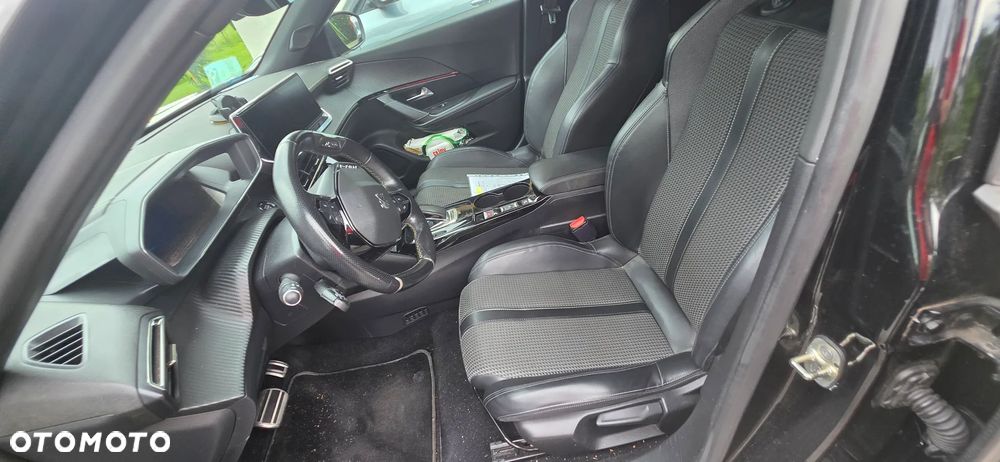 Peugeot 2008 - 5