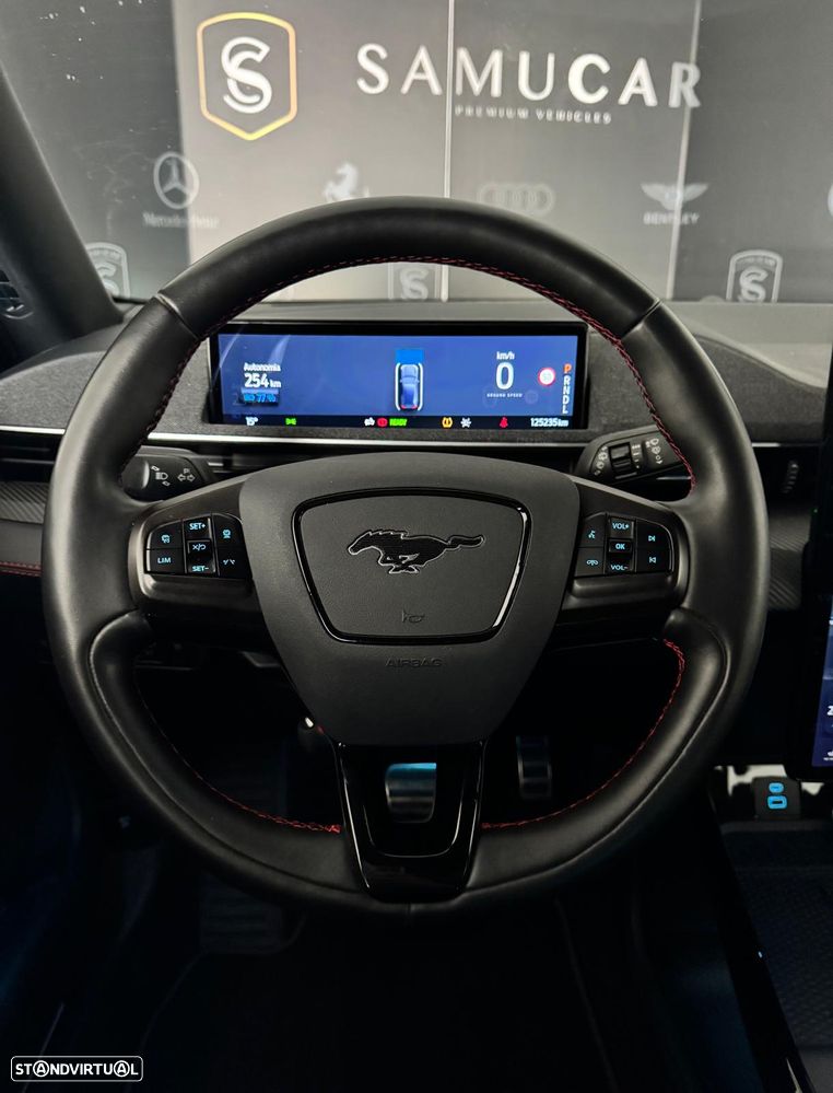 Ford Mustang Mach-E AWD PREMIUM - 21