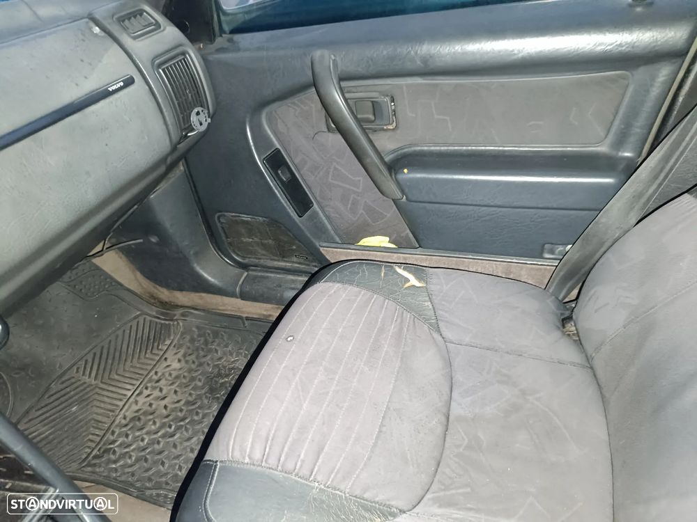 Volvo 460 1.9 TD - 10