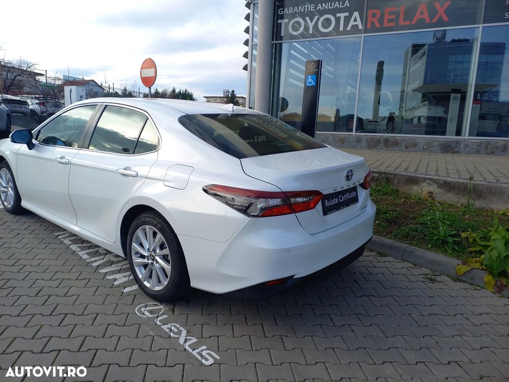 Toyota Camry 2.5 Hybrid Business - 5