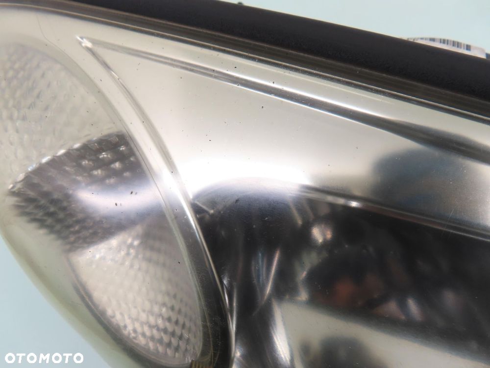 LAMPA PRAWA PRZEDNIA TOYOTA RAV 4 II LIFT EUROPA - 5