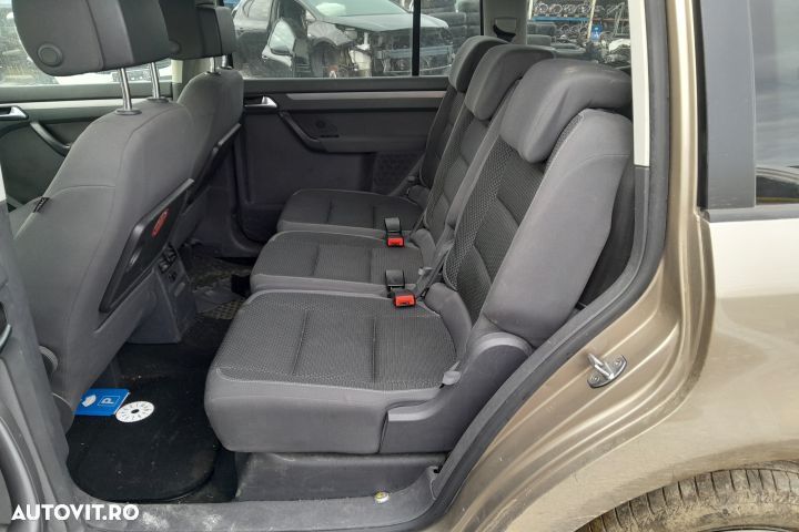 Dezmembrez Volkswagen VW Touran 1 [2th facelift] [2010 - 2015] Miniva - 5