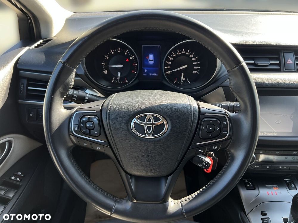 Toyota Avensis 1.8 Premium EU5 MS - 10