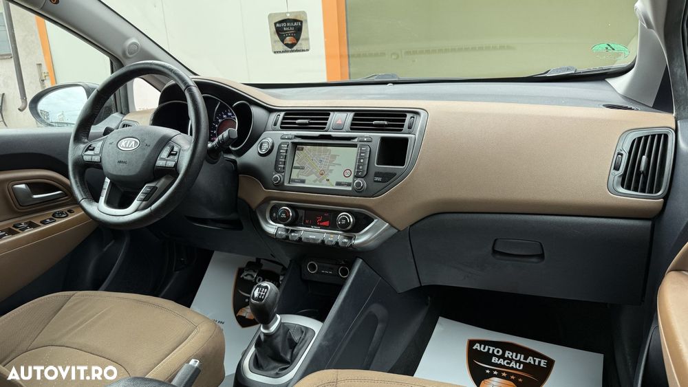 Kia Rio - 13
