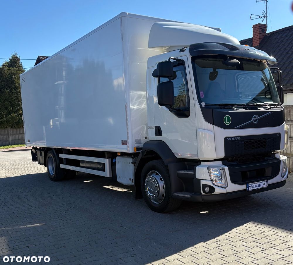 Volvo FL 18.280 Kontener z Windą  18EP Koła 22,5 - 12
