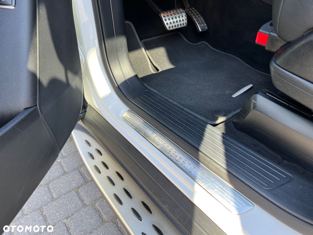 Mercedes-Benz ML 350 BlueTec 4-Matic - 20