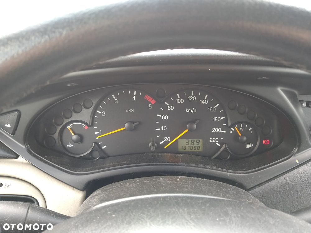 Ford Focus TDCi Ghia - 18