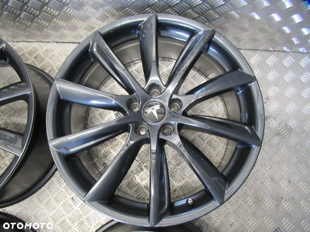 Felgi Tesla Modal 3 Model Y 9Jx20 et40 5x114,3 - 3