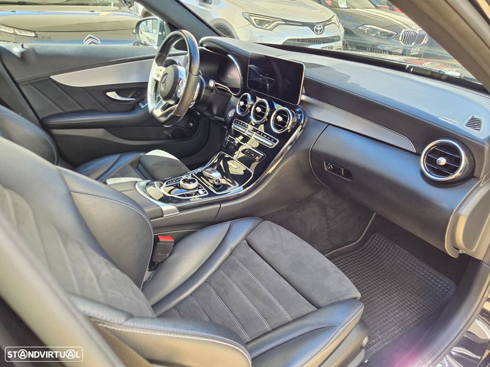 Mercedes-Benz C 300 - 11