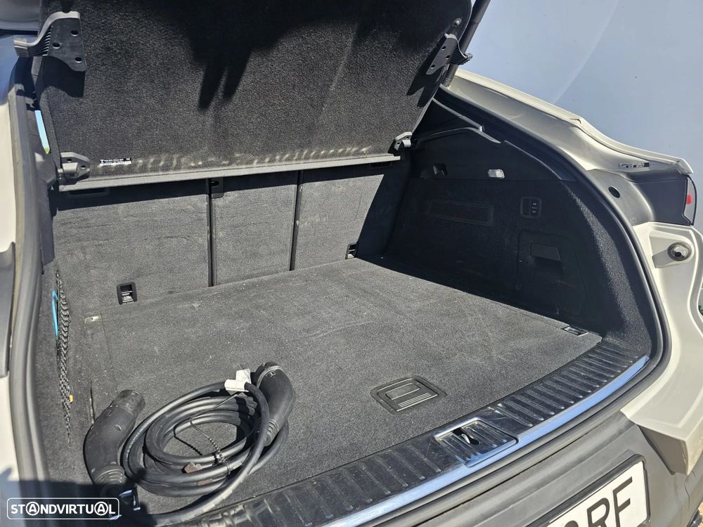 Porsche Cayenne Coupé E-Hybrid - 17