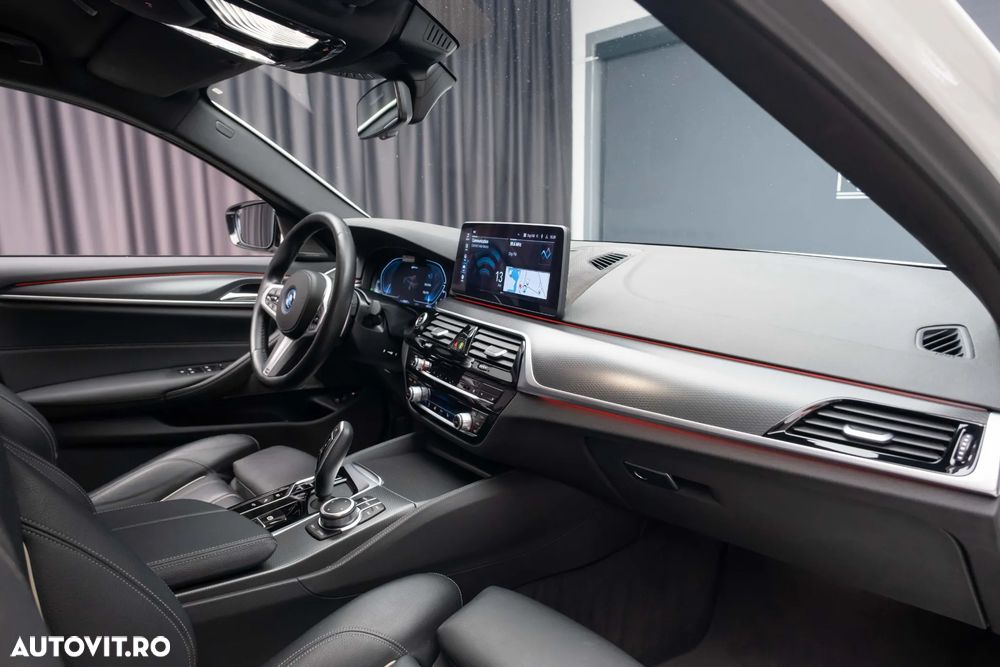 BMW Seria 5 545e xDrive Aut. - 37