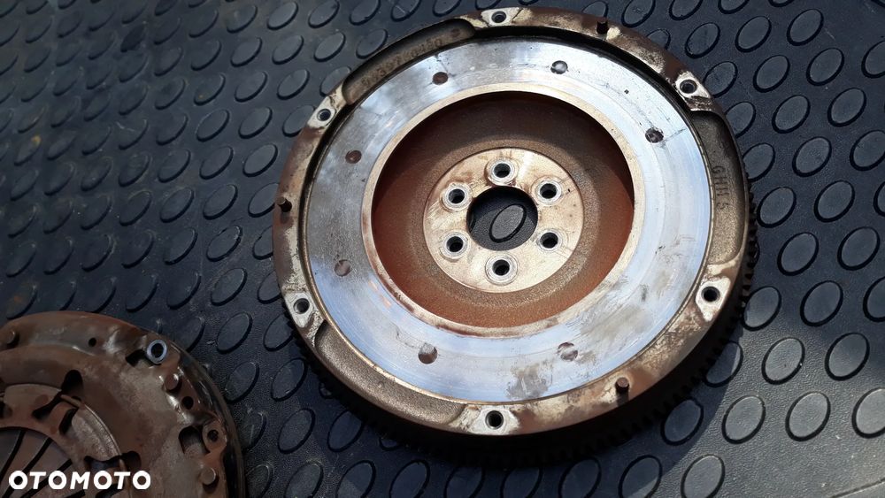 Koło zamachowe jednomasowe  1.6 hdi Citroen Peugeot Ford 1.6 tdci Mazda 3 MZ-CD 1.6 Volvo 1.6 9639780480 - 2
