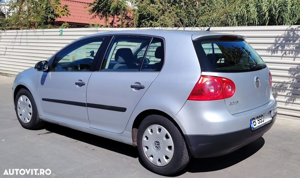 Volkswagen Golf - 4
