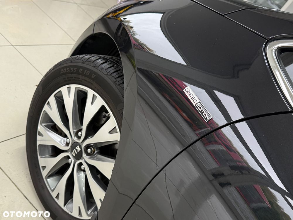Kia Ceed 1.6 GDI M DCT - 11