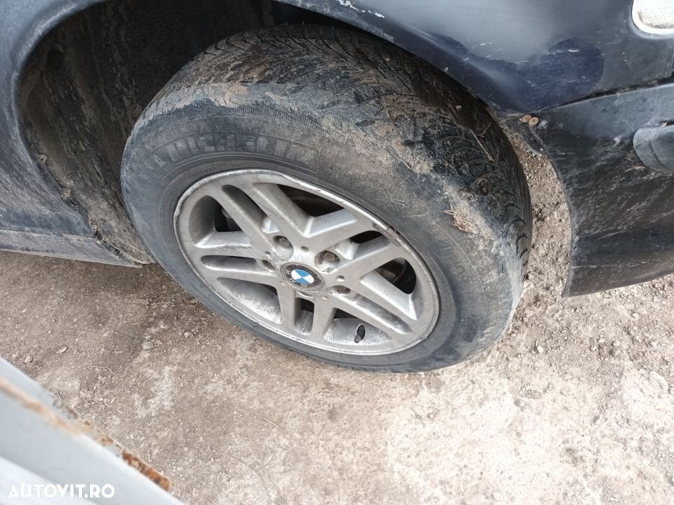 Dezmembrari  BMW 3 (E46)  1998  > 2007 320 d Motorina - 7