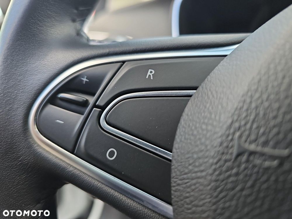 Renault Megane 1.5 Blue dCi Business - 11