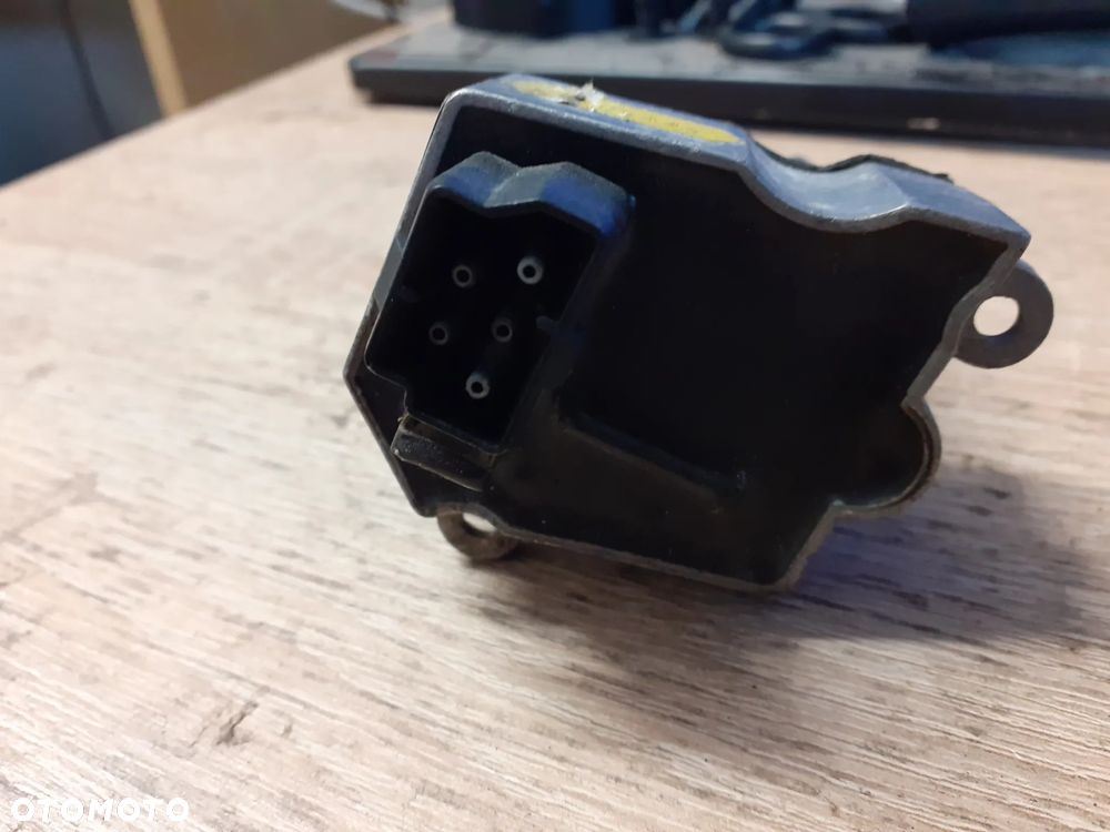 Rezystor wentylatora dmuchawy BMW E39 SERIA 5 - 2