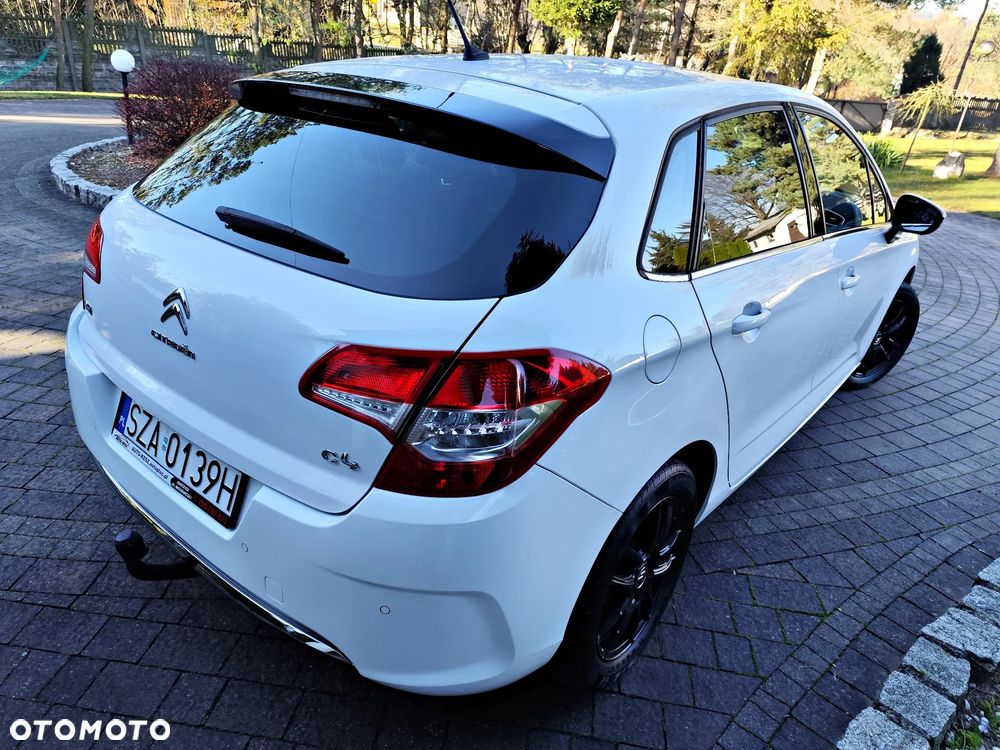 Citroën C4 e-HDi 110 Stop/Start System Selection - 22