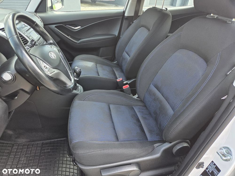 Hyundai ix20 1.6 Trend - 17