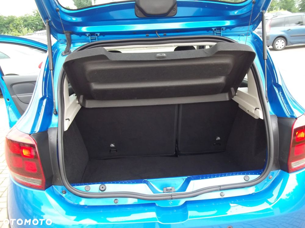 Dacia Sandero TCe 90 S&S Celebration - 14