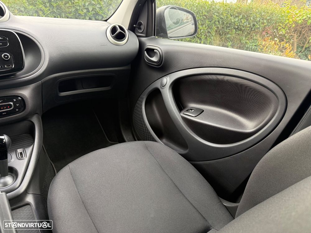 Smart ForFour EQ - 12