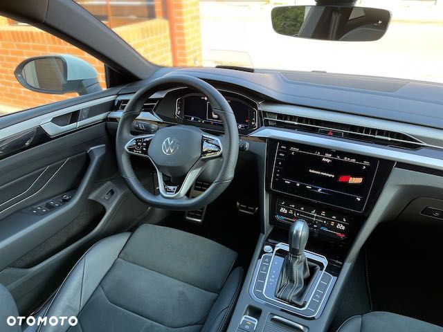 Volkswagen Arteon 2.0 TSI DSG R-Line - 1