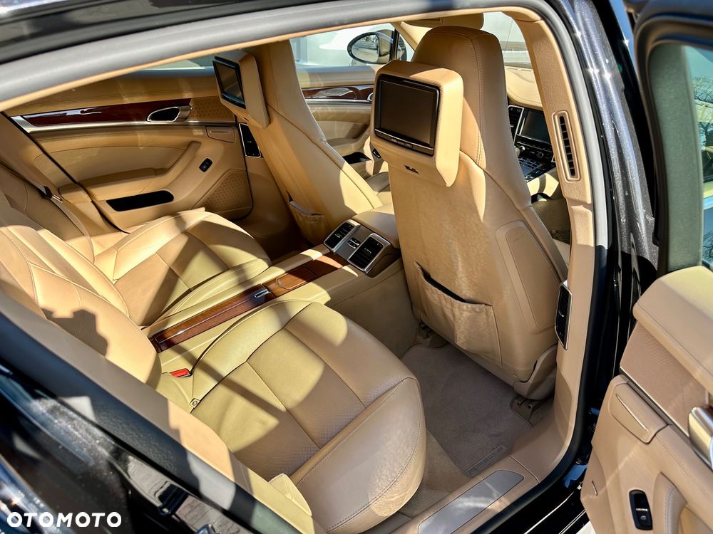 Porsche Panamera S PDK - 10