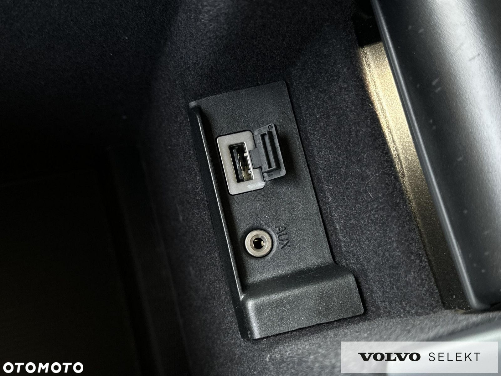 Volvo V60 Cross Country - 30