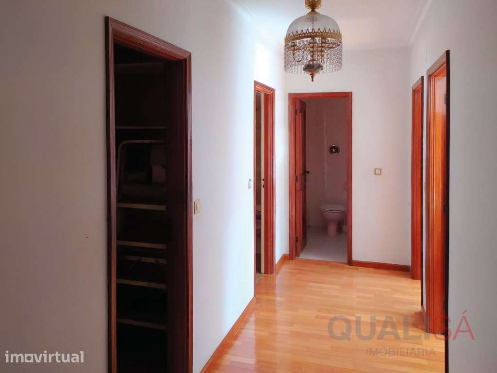 Apartamento T3 equipado, mobilado e com excelentes vistas, em S. Ví... - Grande imagem: 5/28