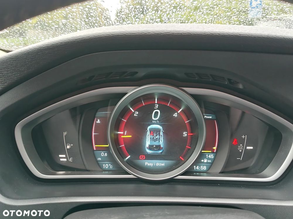 Volvo V40 D2 Kinetic - 34