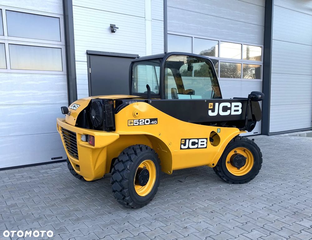 JCB 520-40 Ładowarka teleskopowa - 11