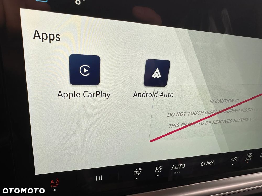 Volkswagen Caravelle 2.0 TDI L2 Life - 24