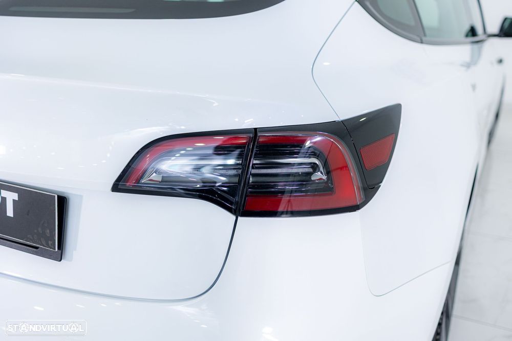Tesla Model 3 Long-Range Dual Motor AWD - 10