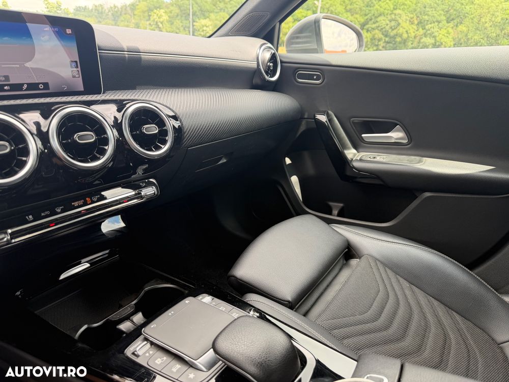 Mercedes-Benz A 180 d 7G-DCT - 19
