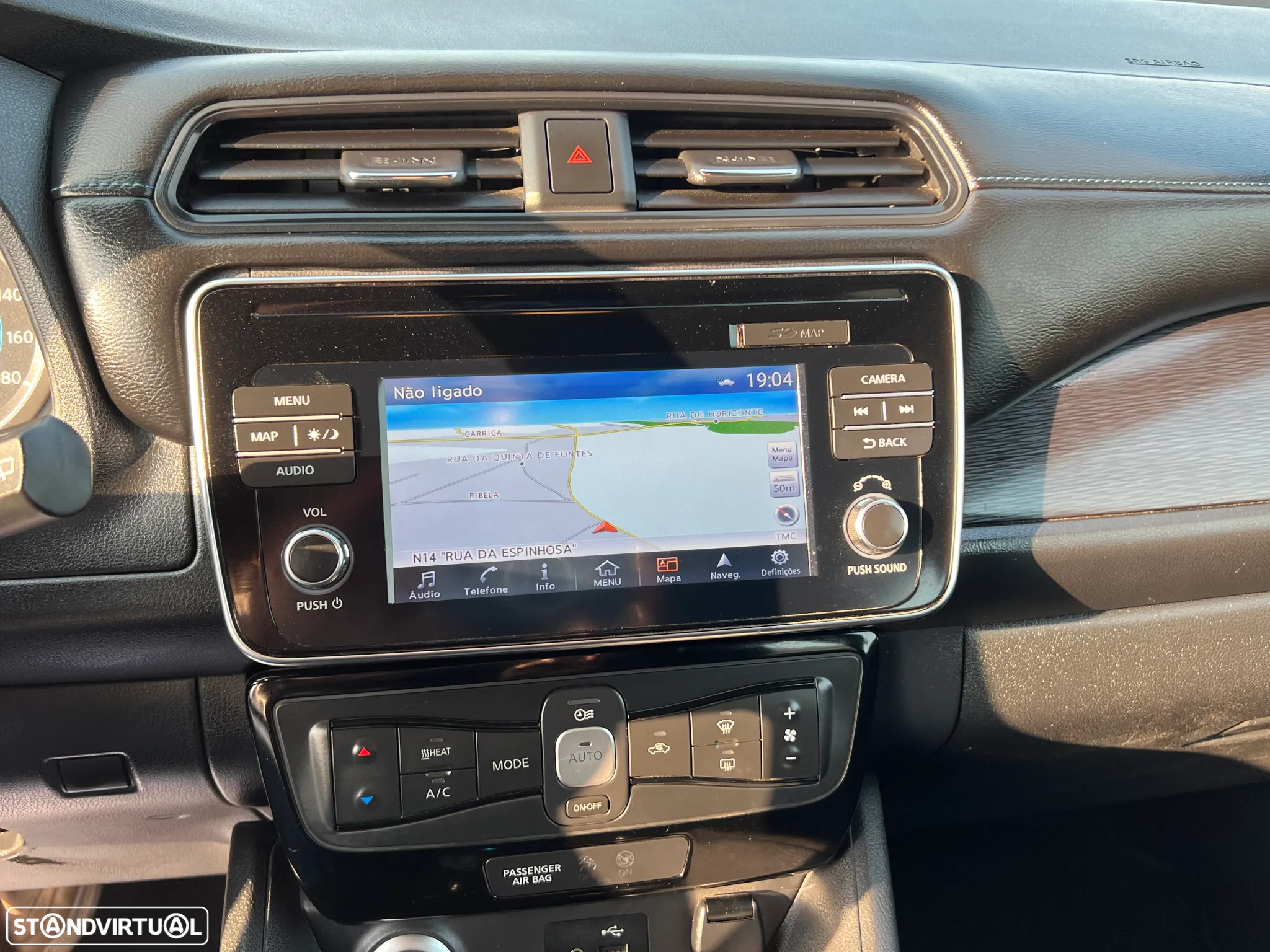 Nissan Leaf N-Connecta - 17