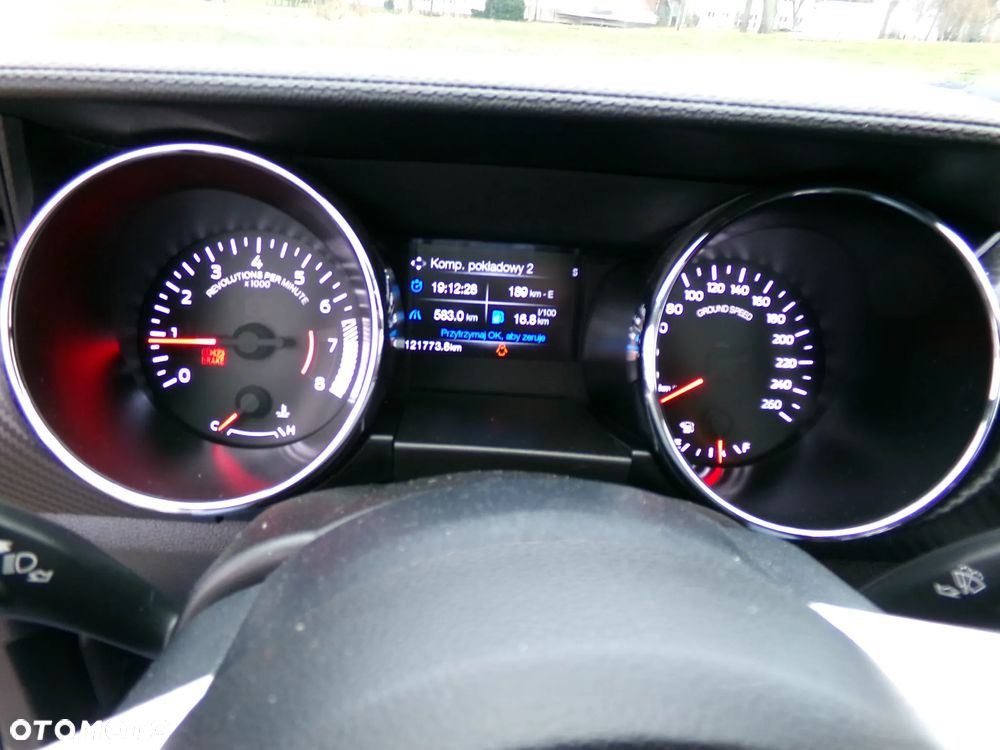 Ford Mustang 3.7 V6 - 13