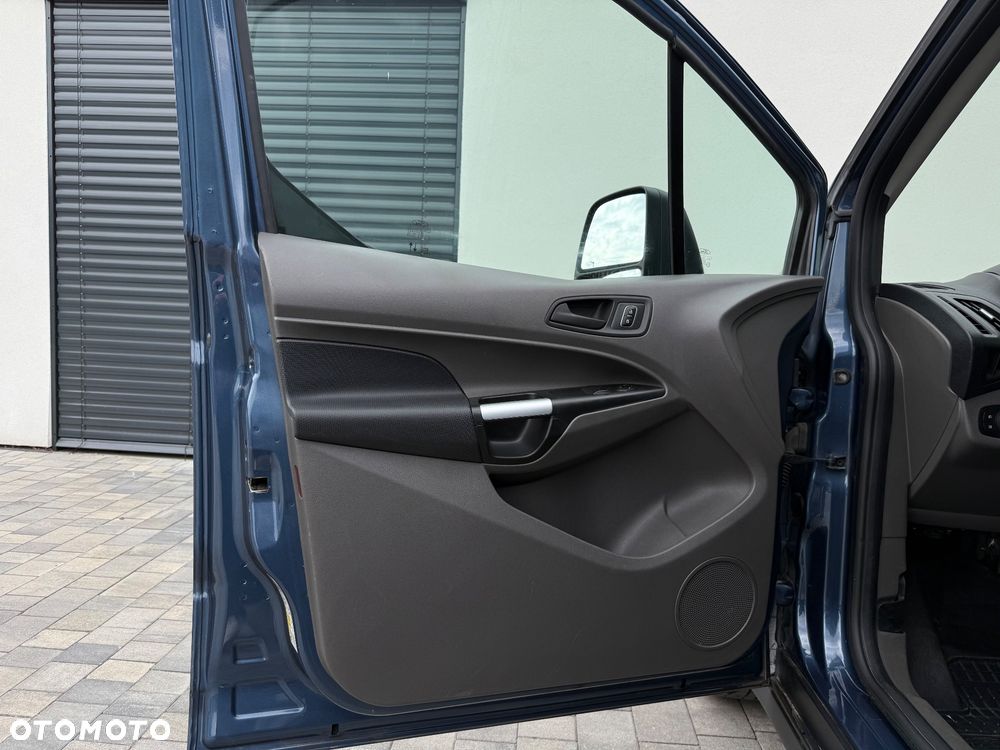 Ford Transit Connect - 16