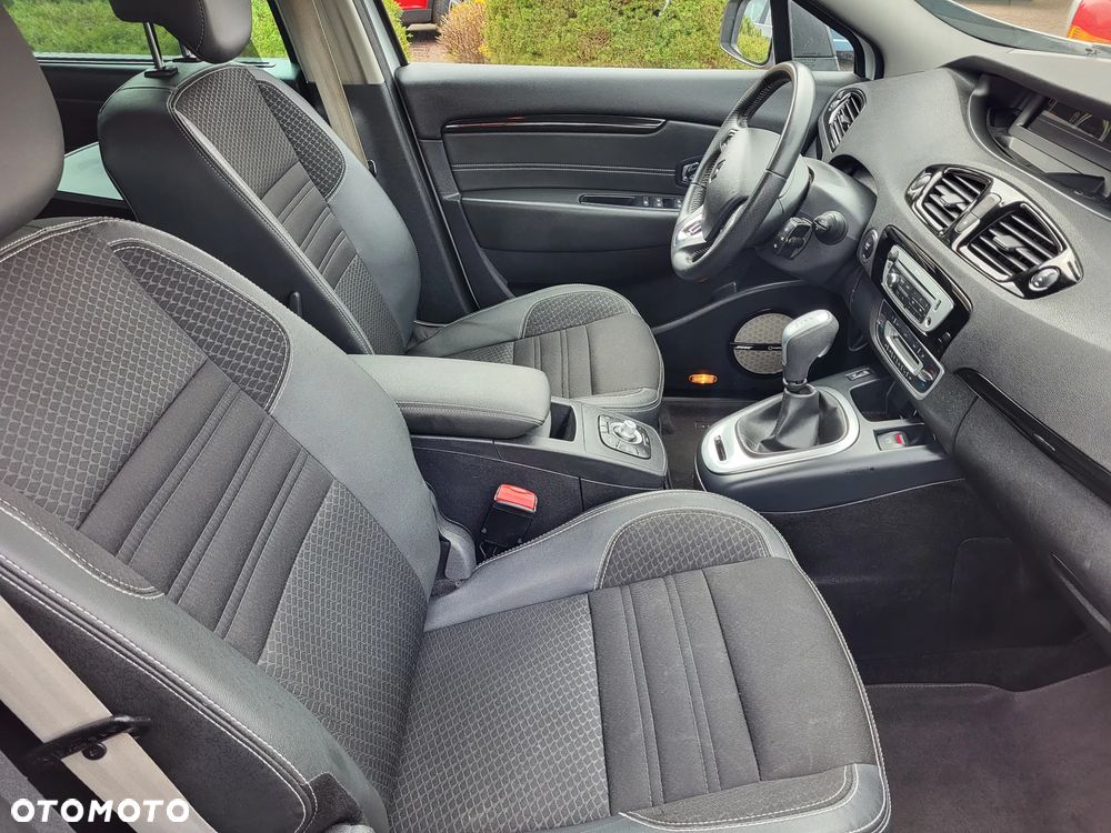 Renault Grand Scenic Gr 2.0 16V Privilege X-Tronic CVT - 19