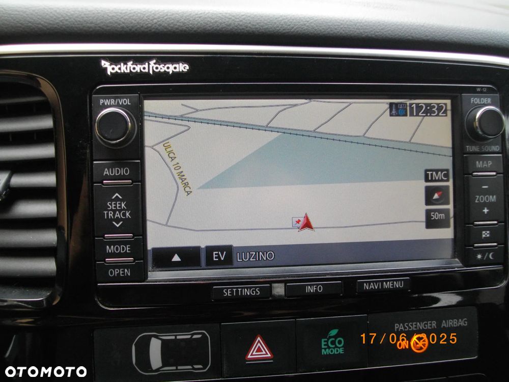 Mitsubishi Outlander Instyle NAVI - 12