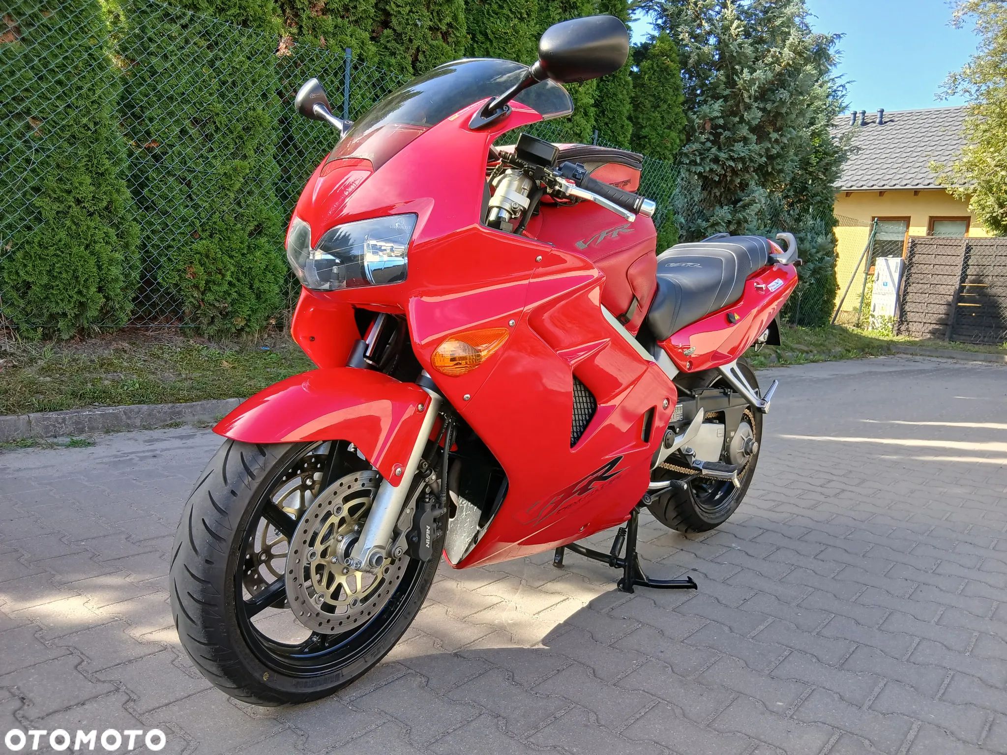 Honda VFR - 1