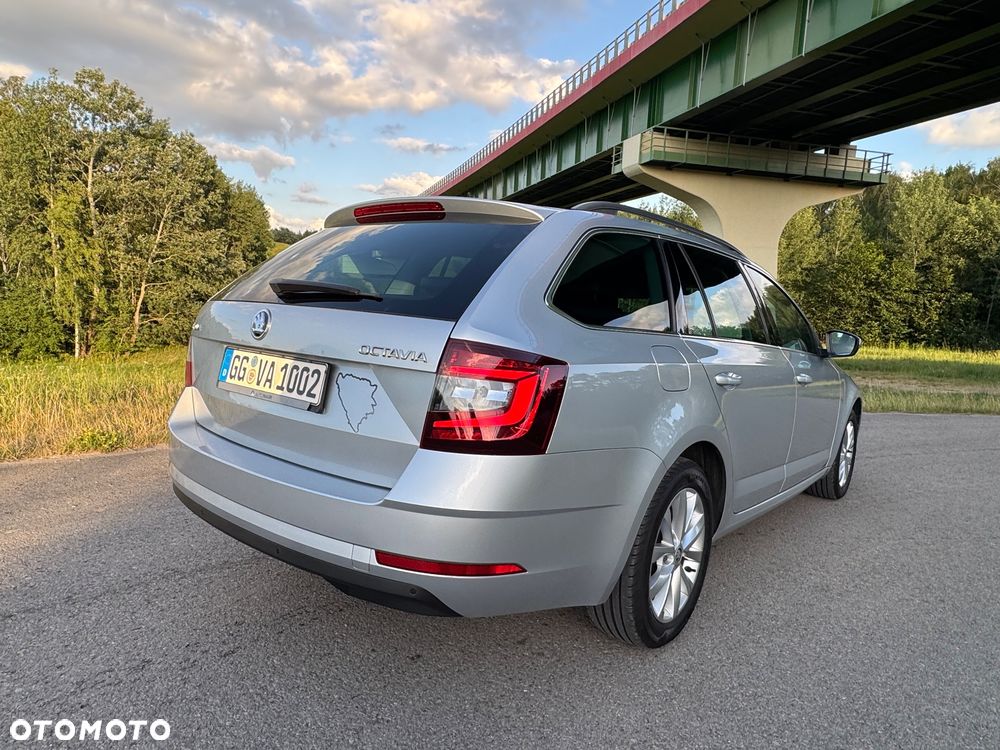 Skoda Octavia 2.0 TDI Premium Edition - 15
