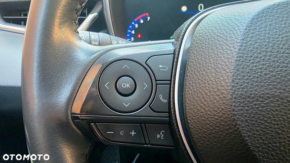 Toyota Corolla 1.8 Hybrid Comfort - 16