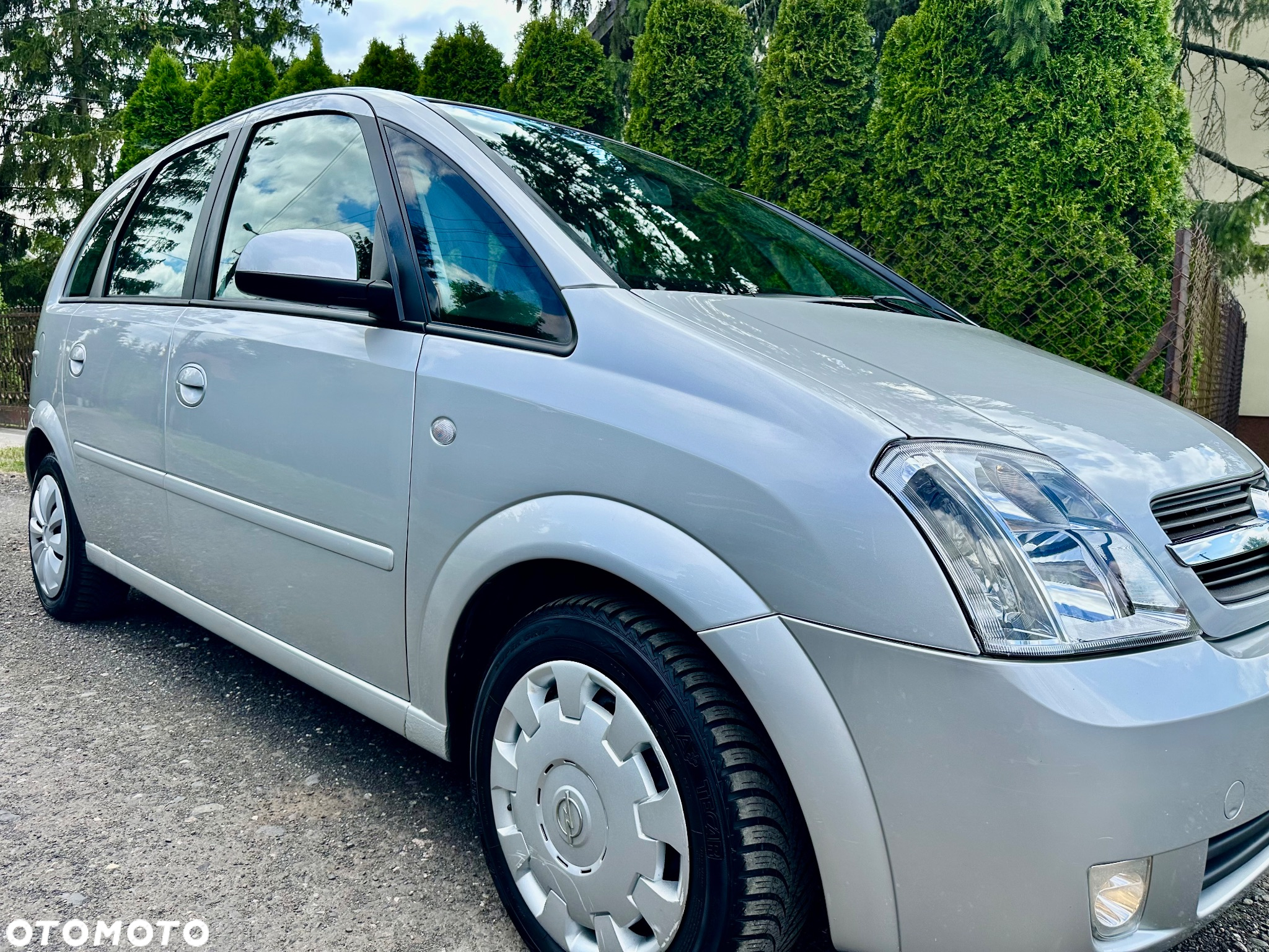 Opel Meriva 1.6 16V Easytronic (Essentia) - 17