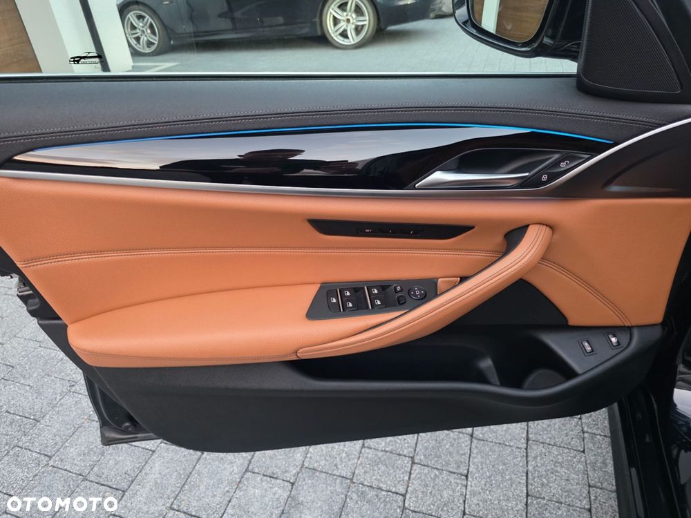 BMW Seria 5 - 24