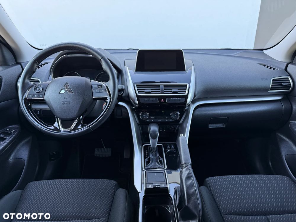 Mitsubishi Eclipse Cross - 7