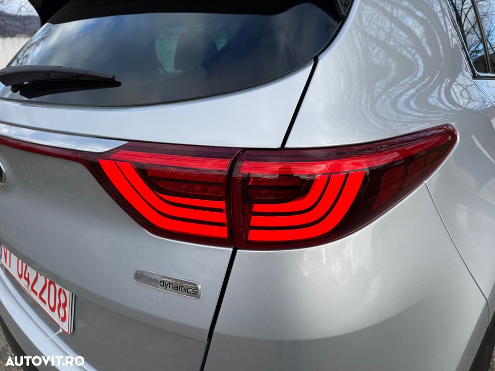 Kia Sportage 1.7 CRDI 2WD Attract - 13